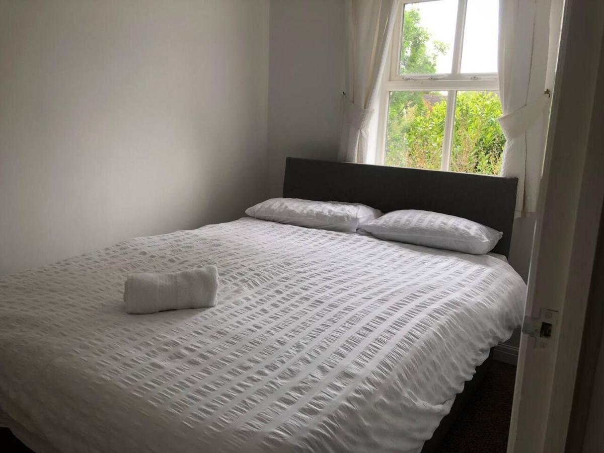 Bluebell House 2 Bedroom With Parking And Garden สกันโธรป ภายนอก รูปภาพ