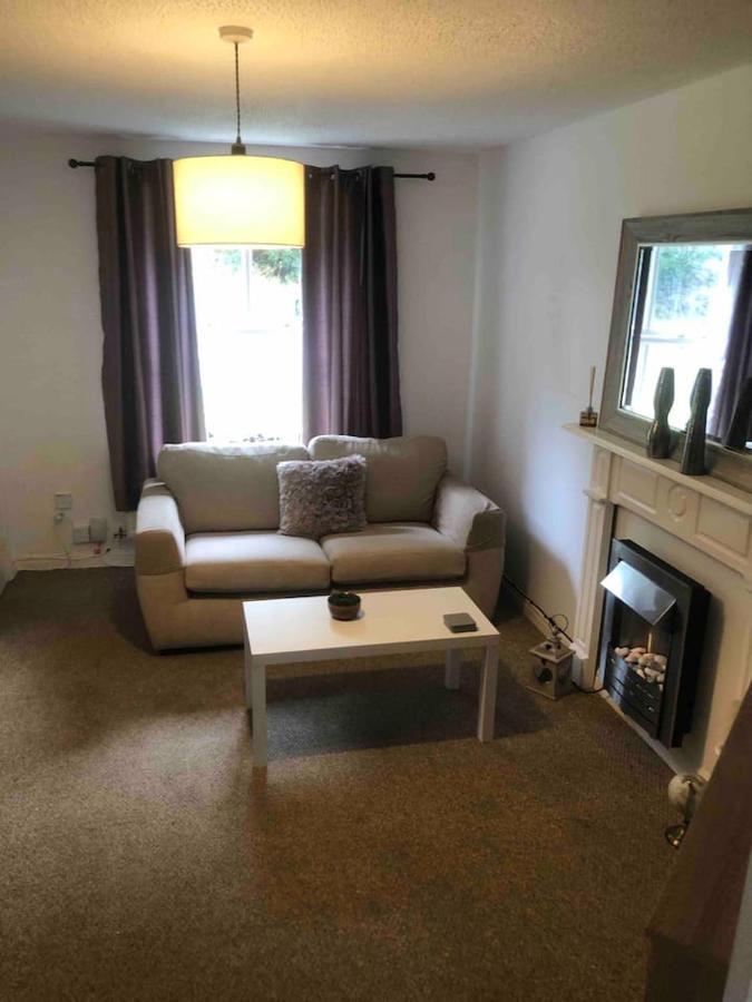 Bluebell House 2 Bedroom With Parking And Garden สกันโธรป ภายนอก รูปภาพ
